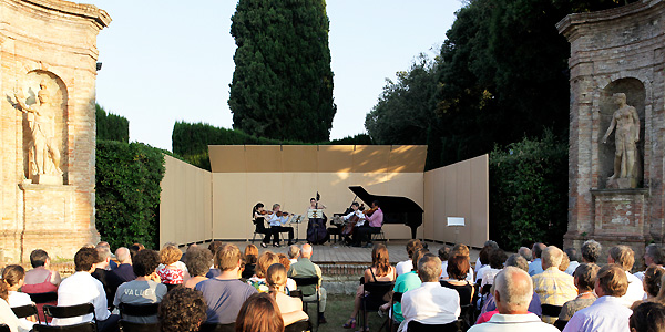 Concert - Villa di Geggiano (Photo: Romain d'Ansembourg)