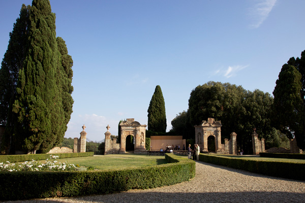 Looking towards the stage in the garden of Villa di Geggiano (Photo: Rob Bouwmeester)